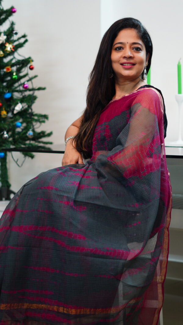 Grey and pink border kota doria Saree