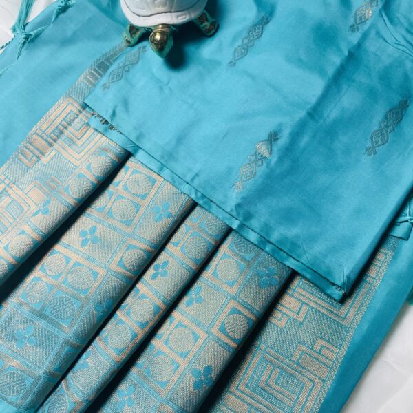 Turqouise blue Butter soft silk traditional butta saree