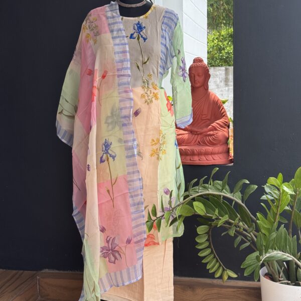 Cream flower print Pakistani Churidhar set
