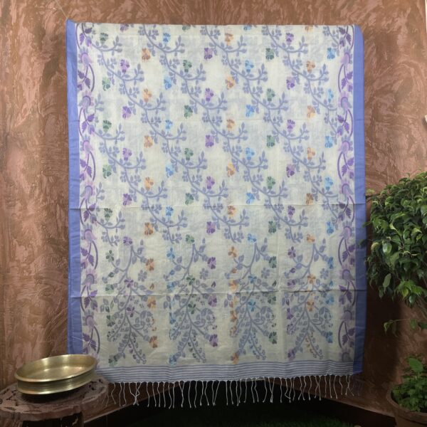 Jamdhani saree with flower print