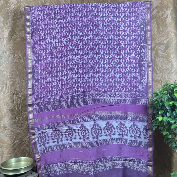 Lilac pink hand block print Maheshwari silk saree