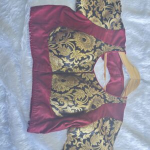 Maroon Blouse with Black brocade katori and sleeves