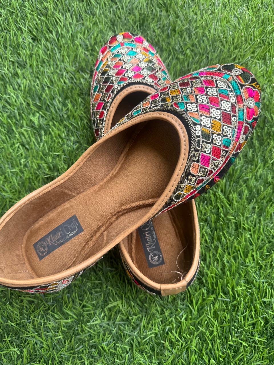 Multi colour embroidery Punjabi Jhoothi in size 7